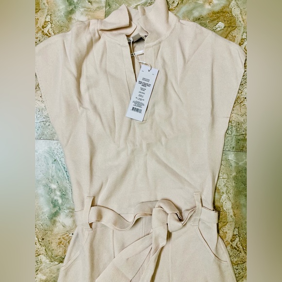 Forever New Mari Collar Fit And Flare Knit Dress - Picture 7 of 8